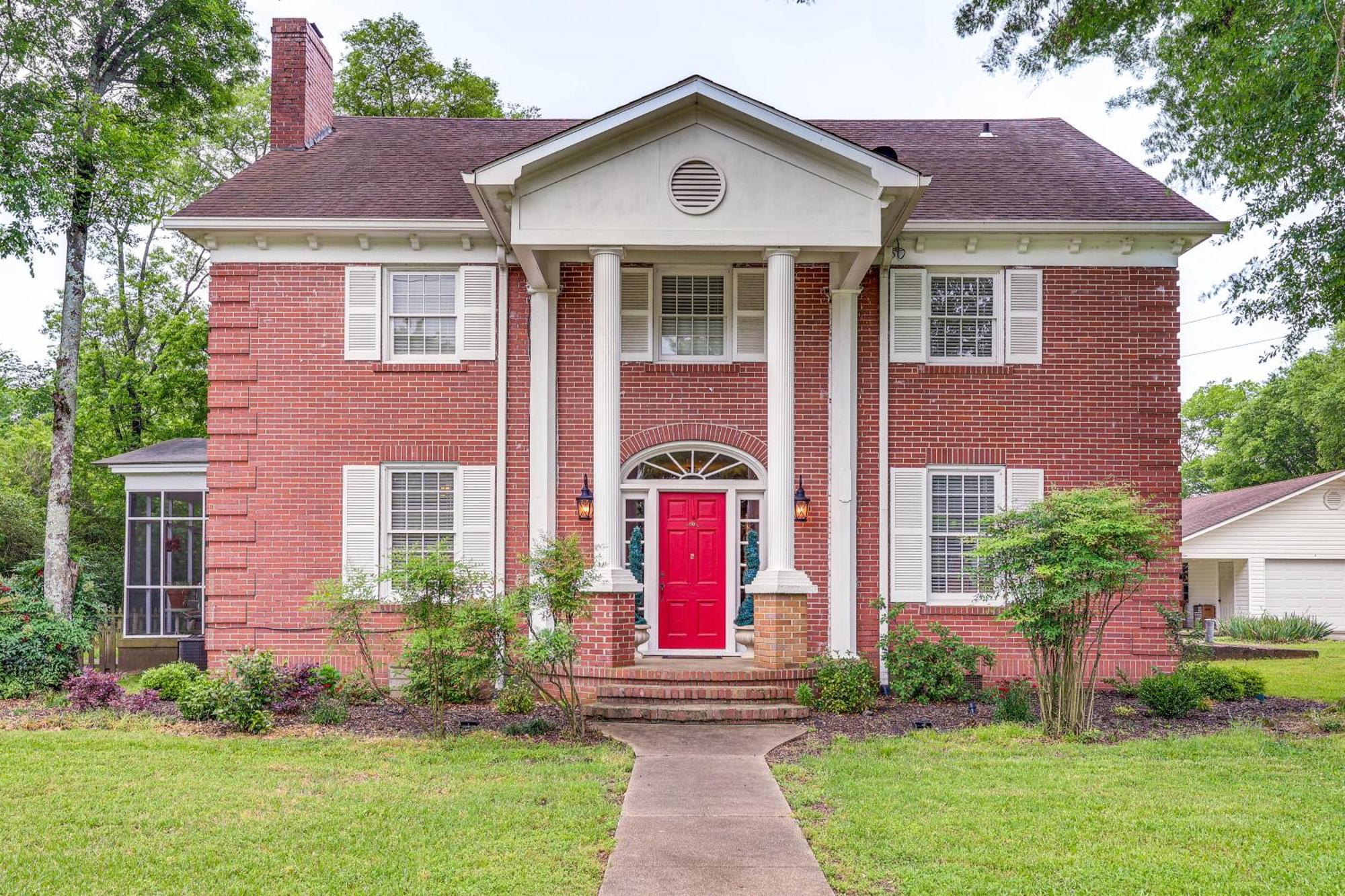 Delightful Retreat With Fireplace And Large Yard! Exterior foto